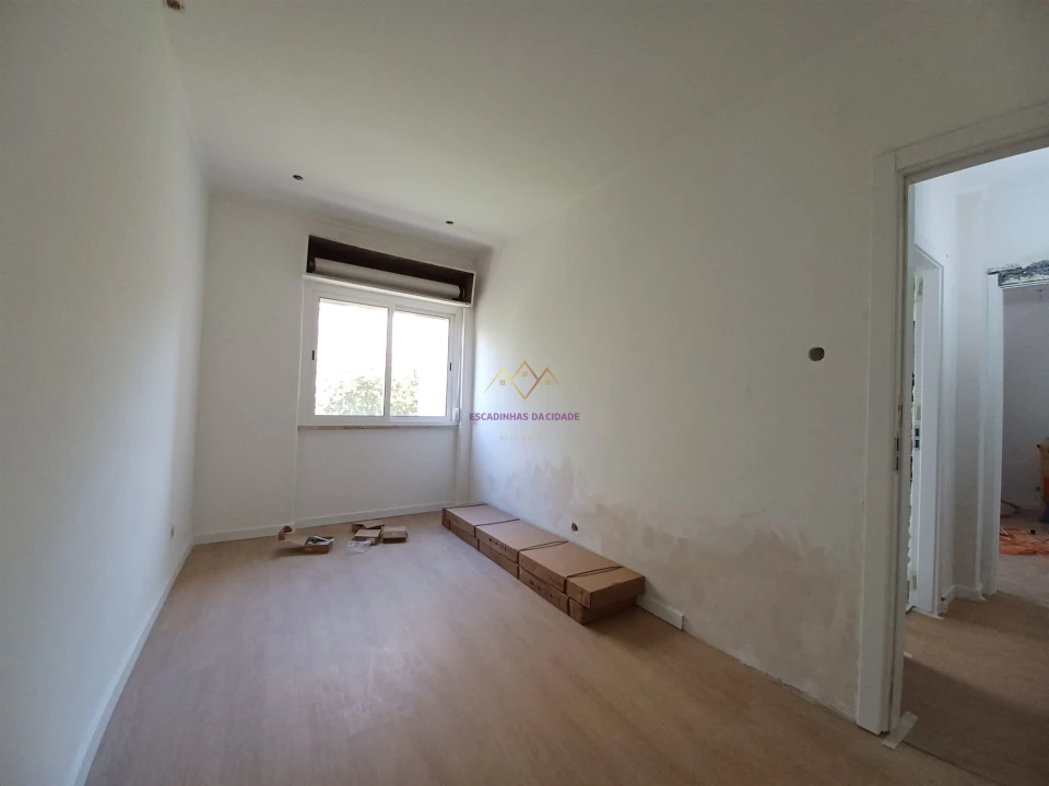 Apartamento T3 para Venda em Falagueira-Venda Nova Foto 24