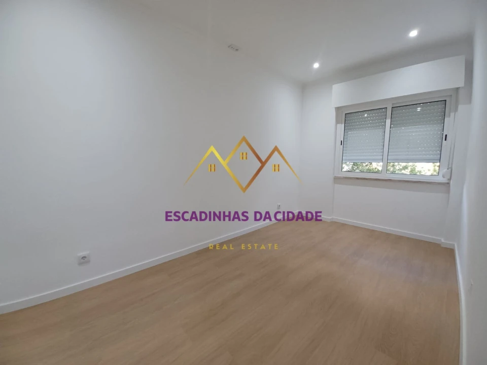 Apartamento T3 para Venda em Falagueira-Venda Nova Foto 20