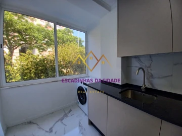 Apartamento T3 para Venda em Falagueira-Venda Nova
