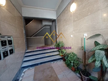 Apartamento T3 para Venda em Falagueira-Venda Nova