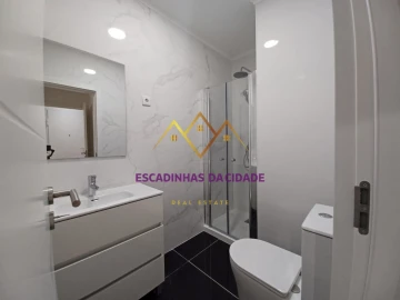 Apartamento T3 para Venda em Falagueira-Venda Nova