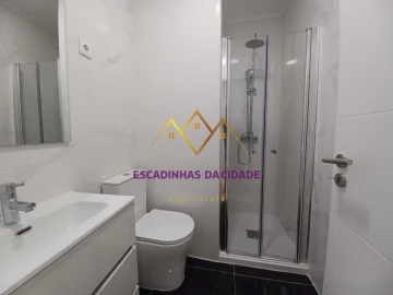 Apartamento T3 para Venda em Falagueira-Venda Nova