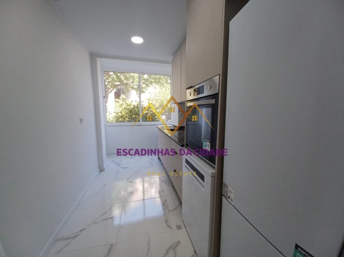 Apartamento T3 para Venda em Falagueira-Venda Nova Foto 7