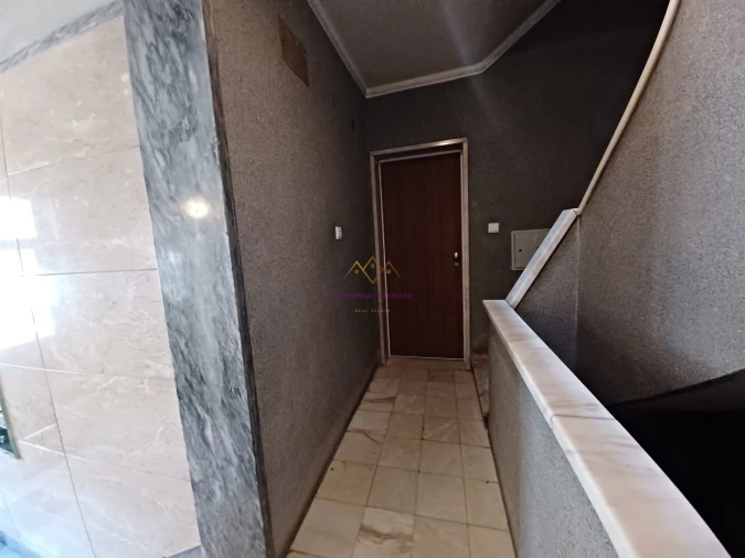 Apartamento T3 para Venda em Falagueira-Venda Nova Foto 37