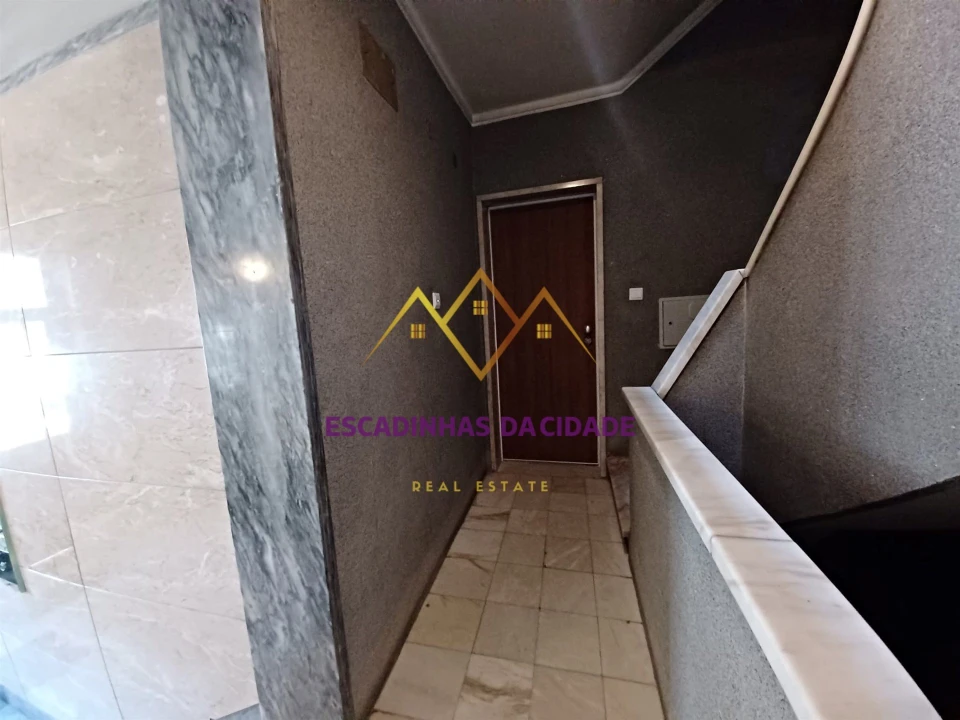 Apartamento T3 para Venda em Falagueira-Venda Nova Foto 15
