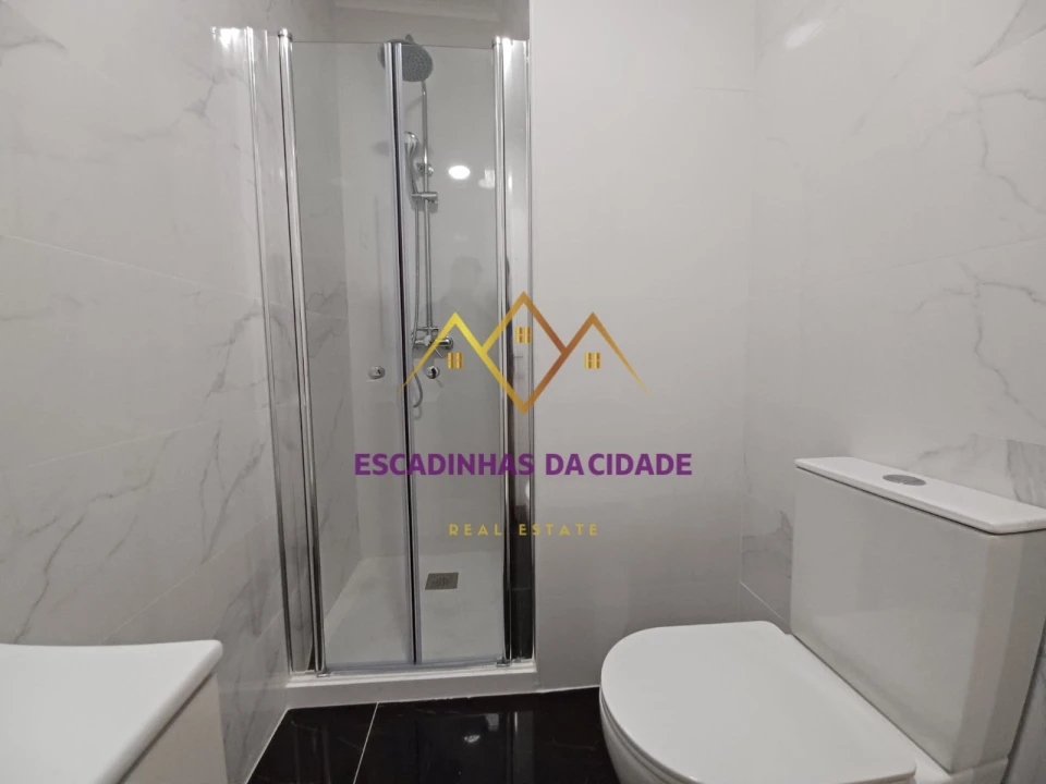 Apartamento T3 para Venda em Falagueira-Venda Nova Foto 29
