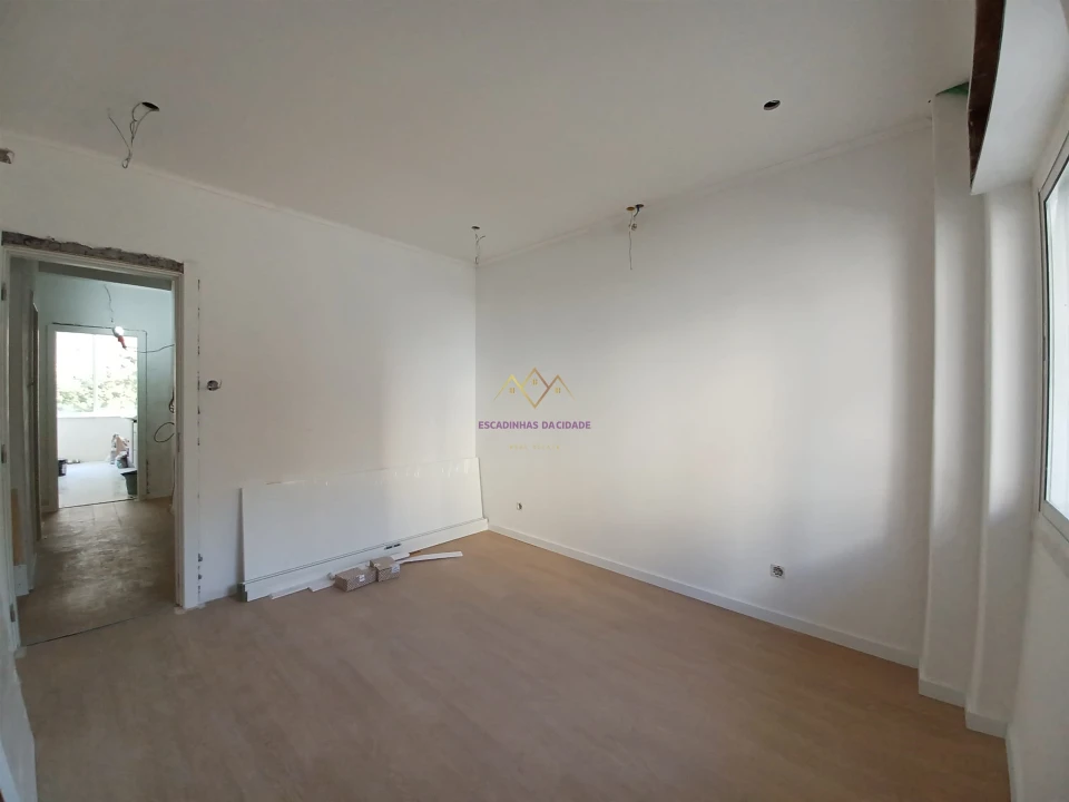 Apartamento T3 para Venda em Falagueira-Venda Nova Foto 22
