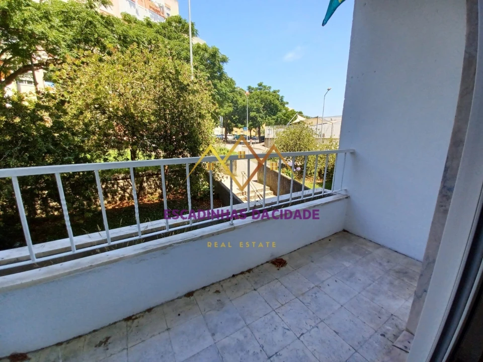 Apartamento T3 para Venda em Falagueira-Venda Nova Foto 25
