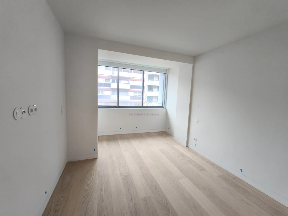 Apartamento T1 para Venda em Estrela Foto 7