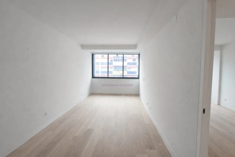 Apartamento T1 para Venda em Estrela Foto 3