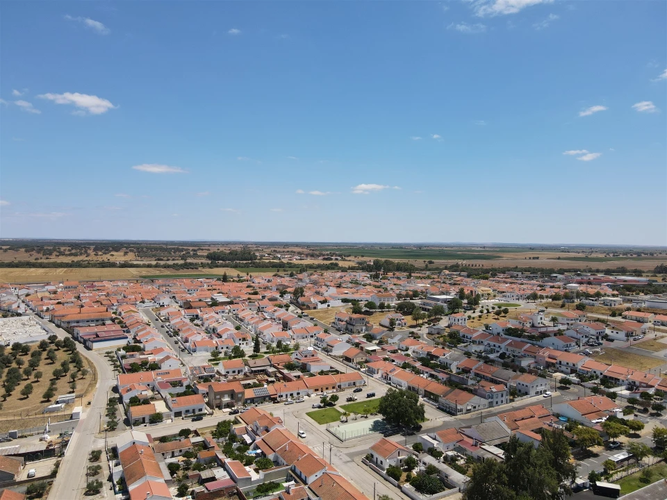 Moradia T2 para Venda em Alvalade Foto 23