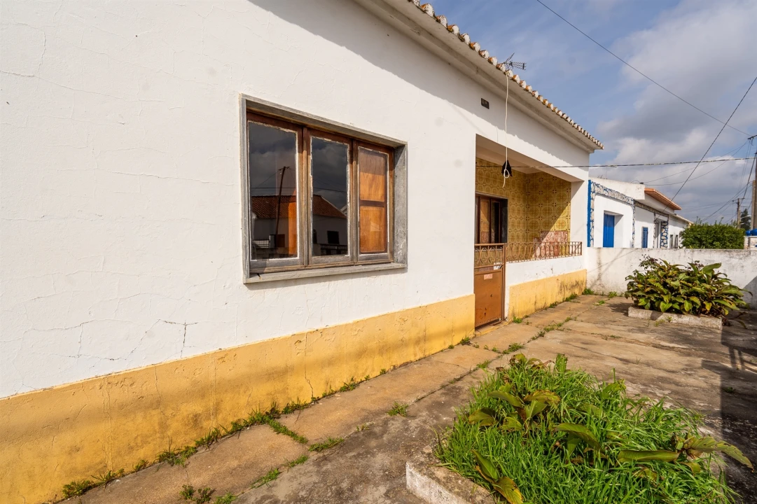 Moradia T2 para Venda em Alvalade Foto 19