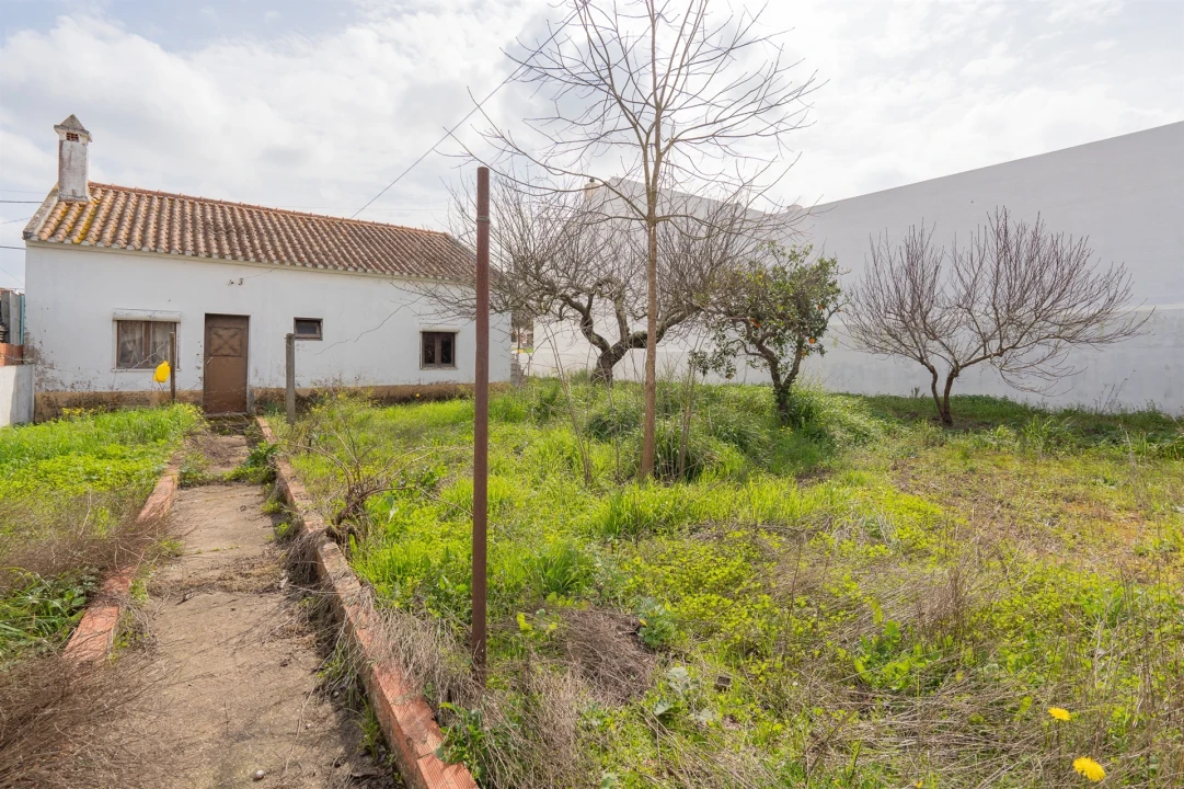 Moradia T2 para Venda em Alvalade Foto 15