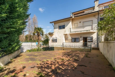 Moradia T5 para Venda em Aldoar, Foz do Douro e Nevogilde