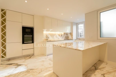 Apartamento T3 para Venda em Aldoar, Foz do Douro e Nevogilde