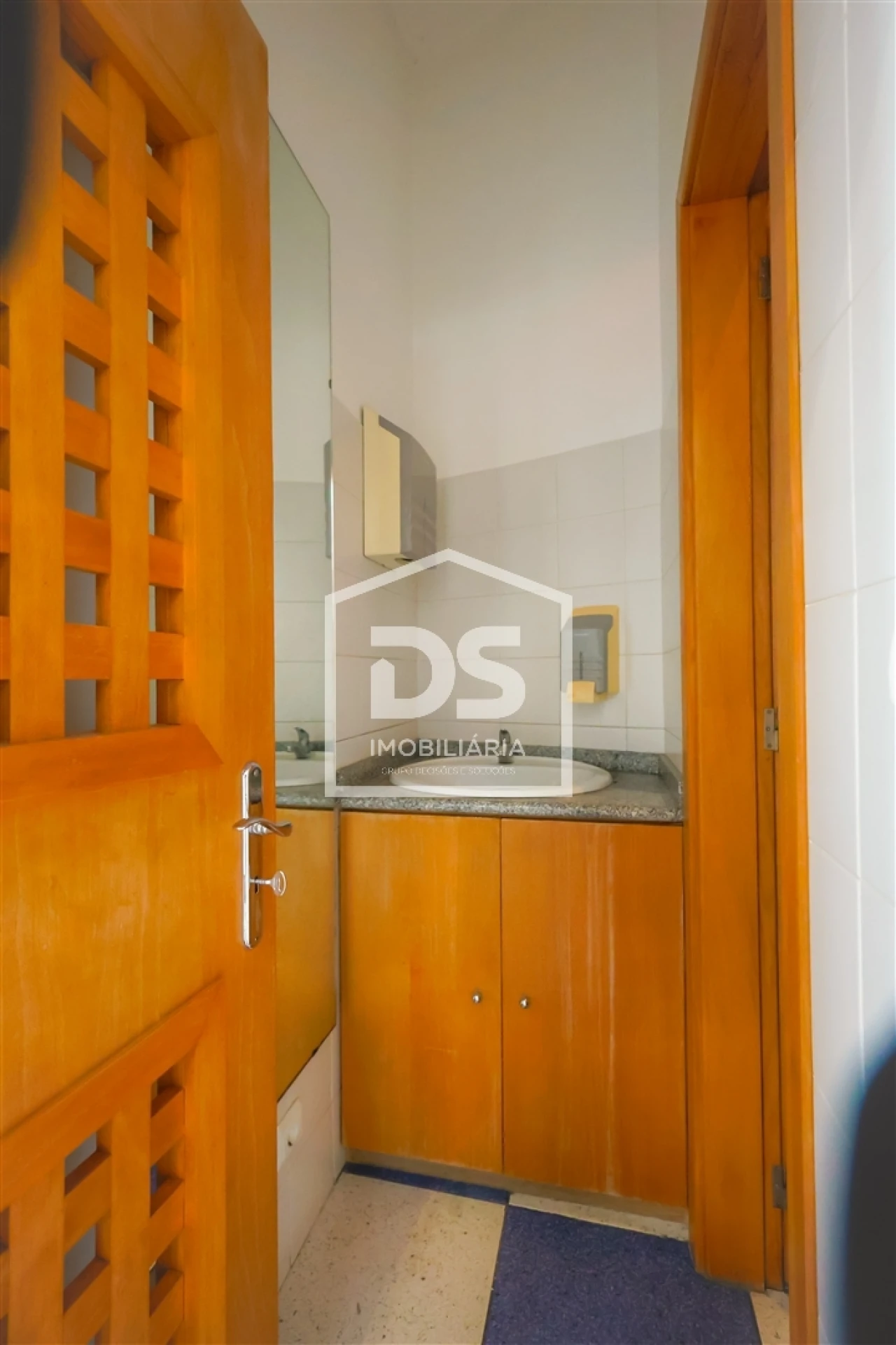 Loja para Venda em Camara de Lobos Foto 11