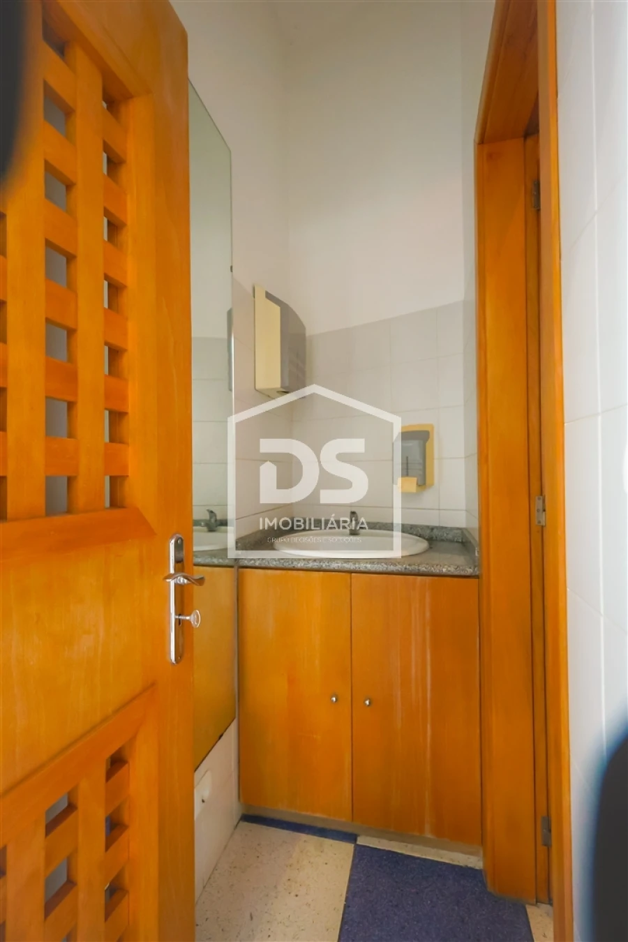 Loja para Venda em Camara de Lobos Foto 11