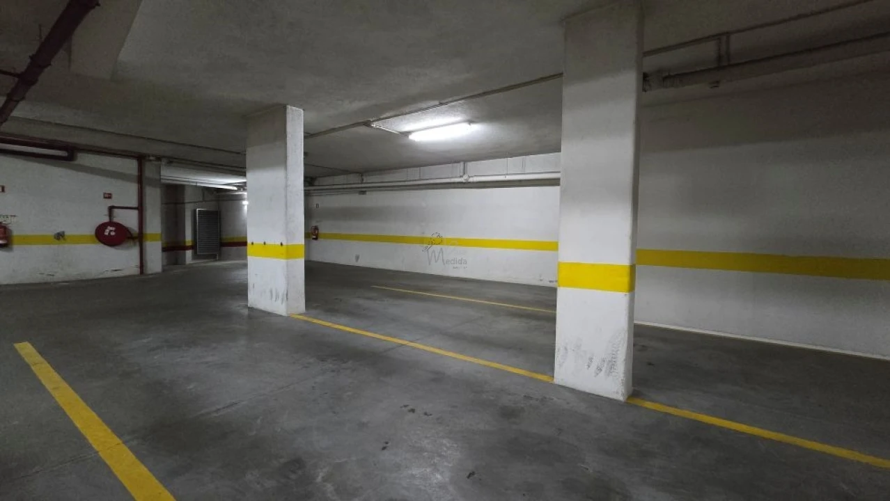 Apartamento T3 para Venda em Odivelas Foto 38