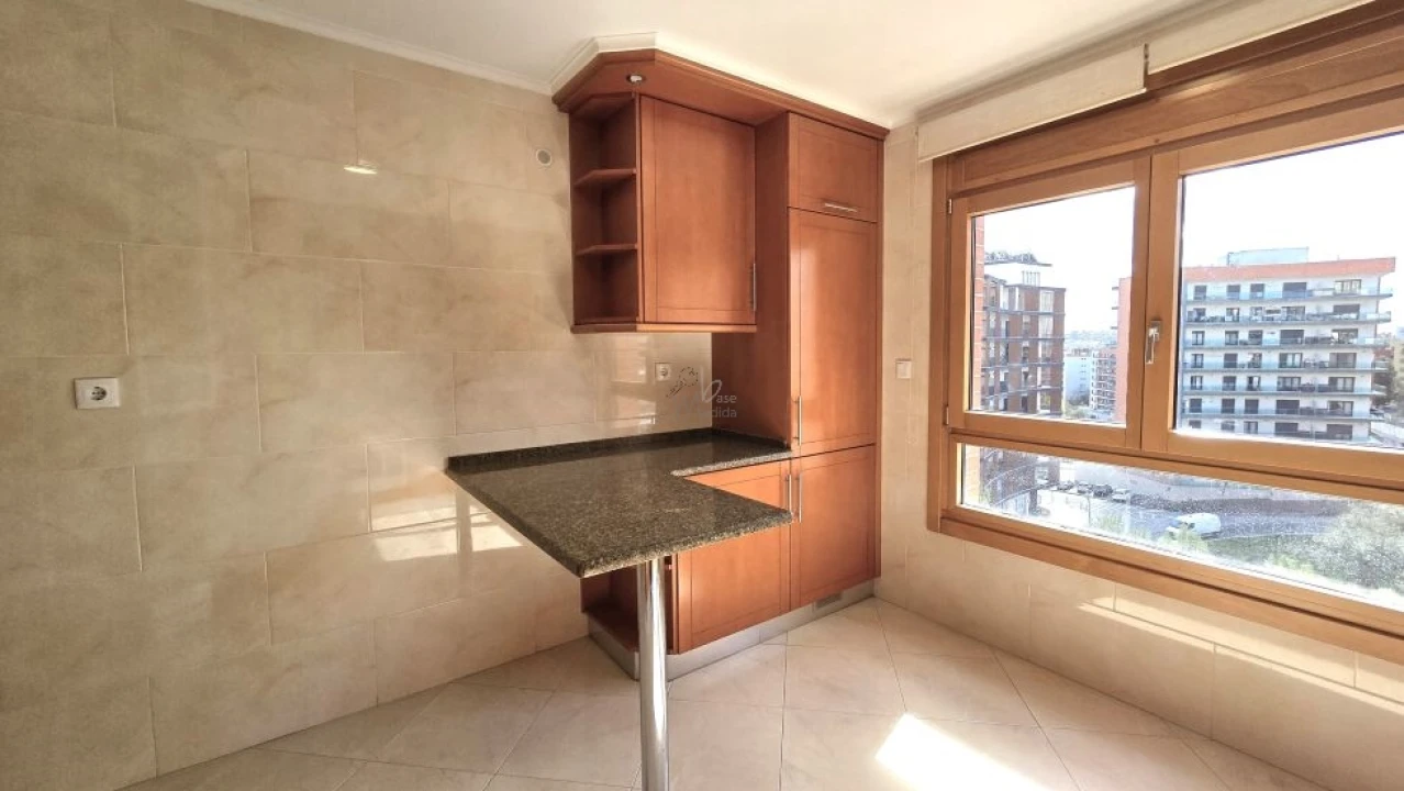 Apartamento T3 para Venda em Odivelas Foto 3