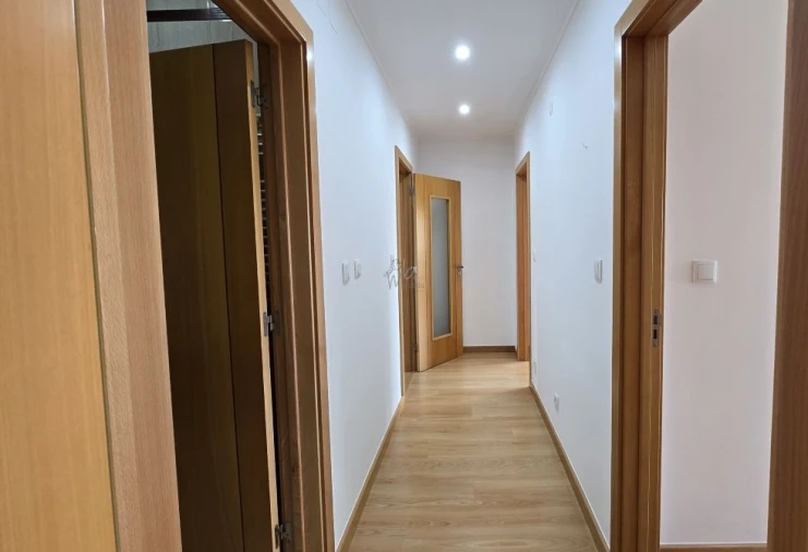 Apartamento T3 para Venda em Odivelas Foto 27
