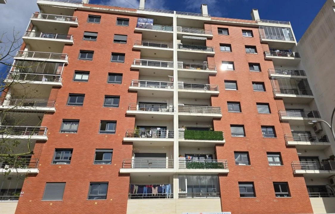 Apartamento T3 para Venda em Odivelas Foto 39
