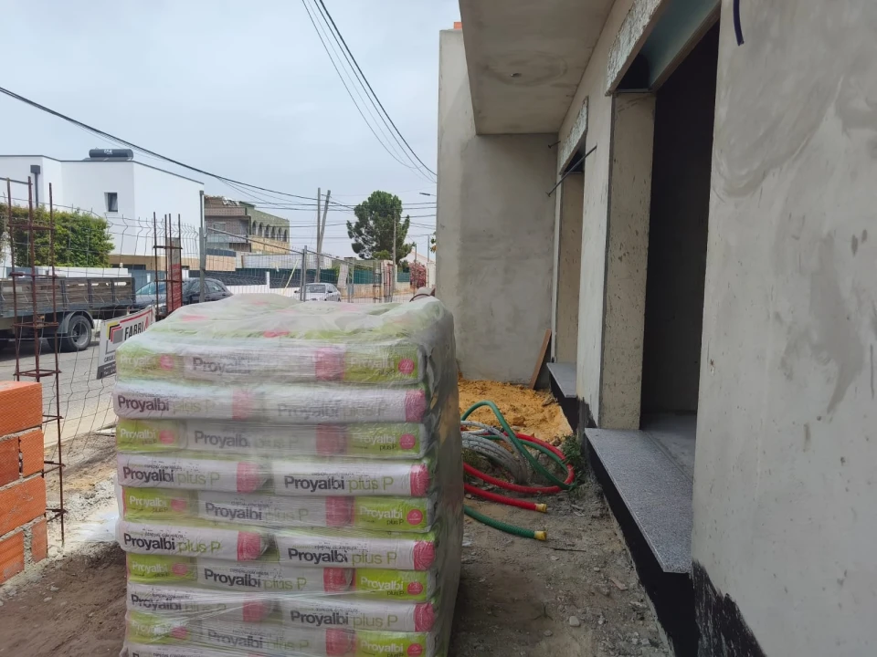 Moradia T4 para Venda em Fernao Ferro Foto 23