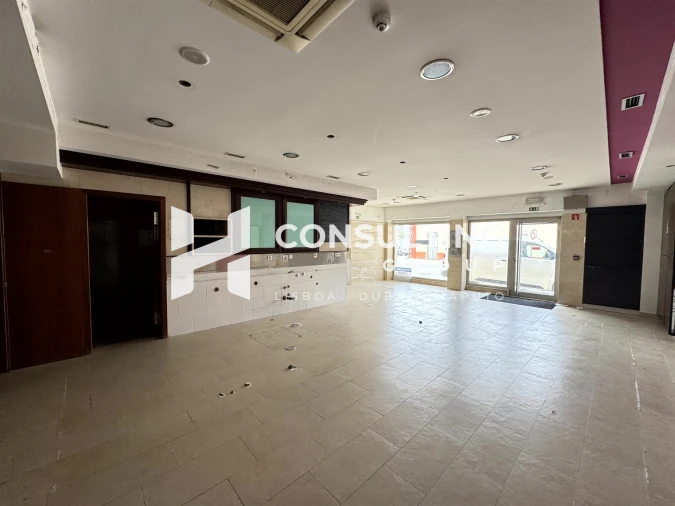 Loja para Arrendamento em Barreiro e Lavradio Foto 4