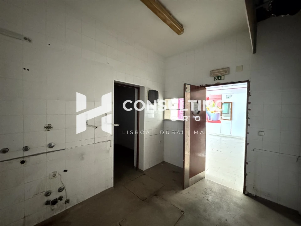 Loja para Arrendamento em Barreiro e Lavradio Foto 11