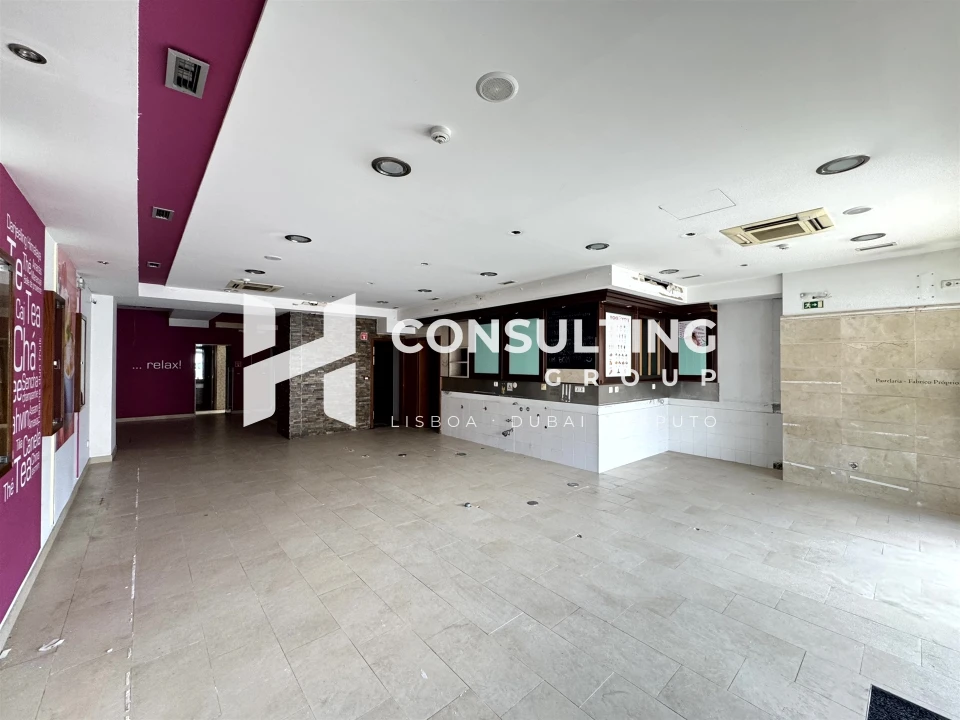 Loja para Arrendamento em Barreiro e Lavradio Foto 1