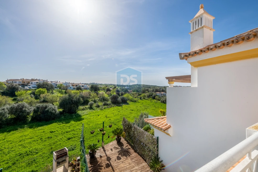 Moradia T2 para Venda em Albufeira e Olhos de Água Foto 22