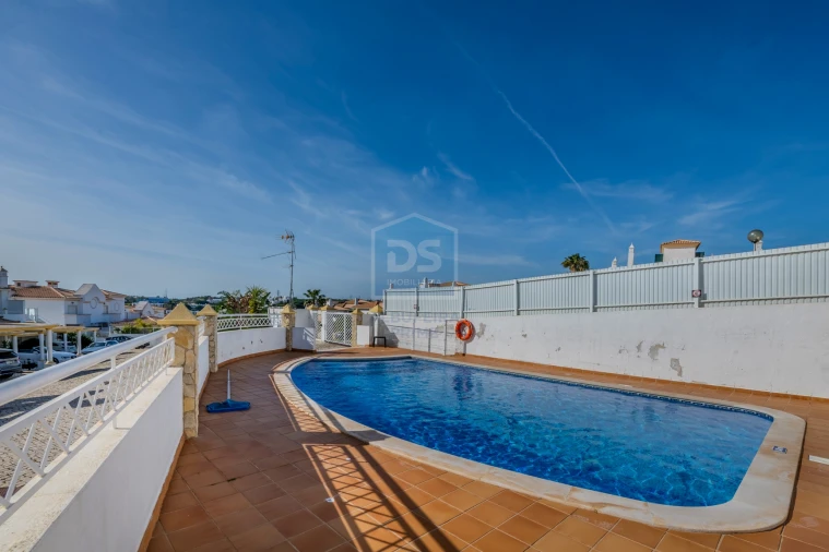 Moradia T2 para Venda em Albufeira e Olhos de Água Foto 42