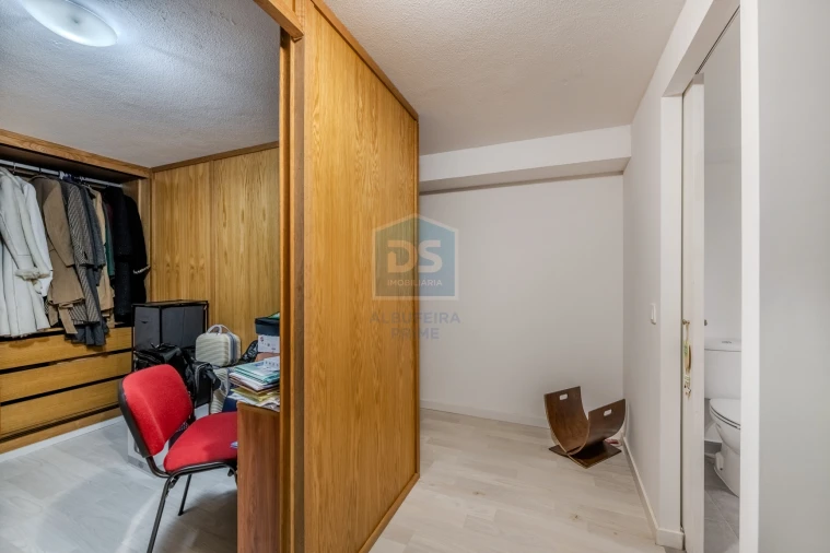 Moradia T2 para Venda em Albufeira e Olhos de Água Foto 29