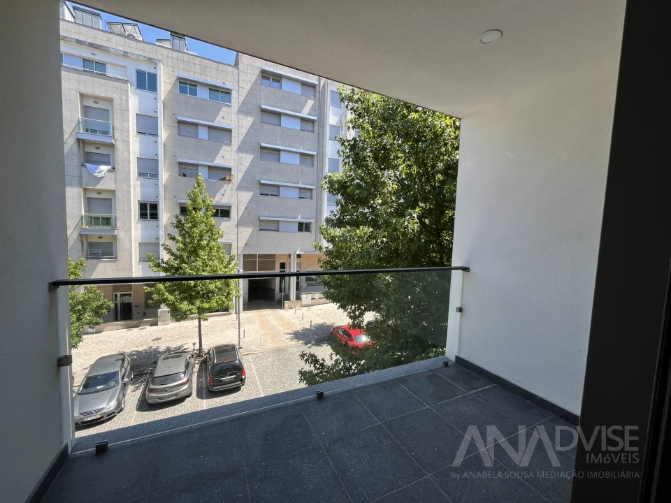 Apartamento T2 para Arrendamento em Viseu Foto 15