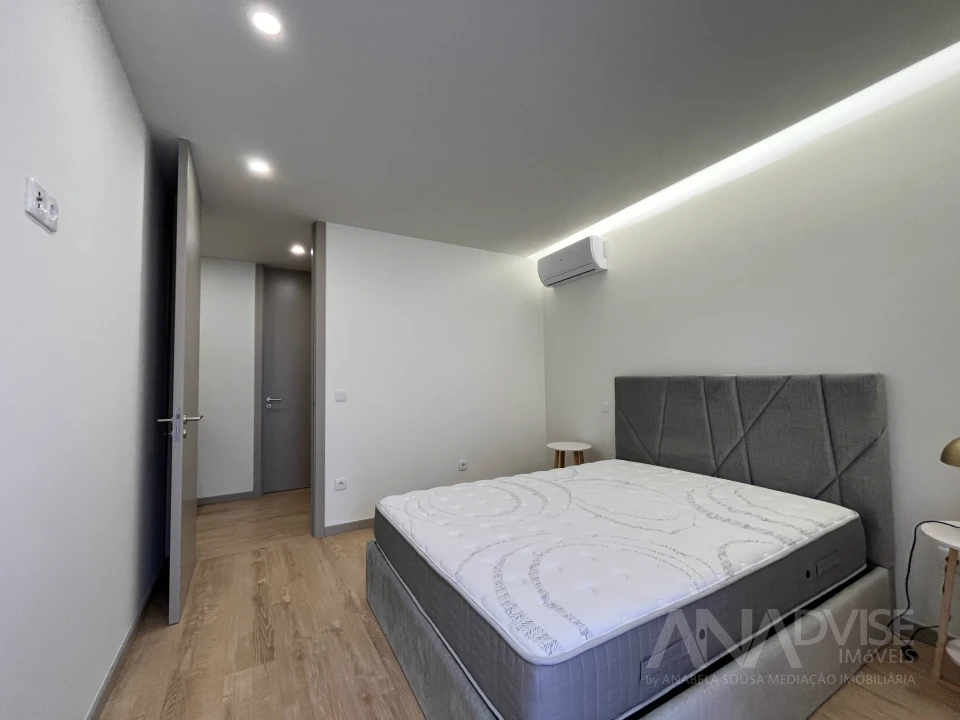 Apartamento T2 para Arrendamento em Viseu Foto 29