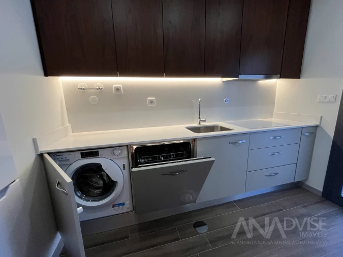 Apartamento T2 para Arrendamento em Viseu Foto 12