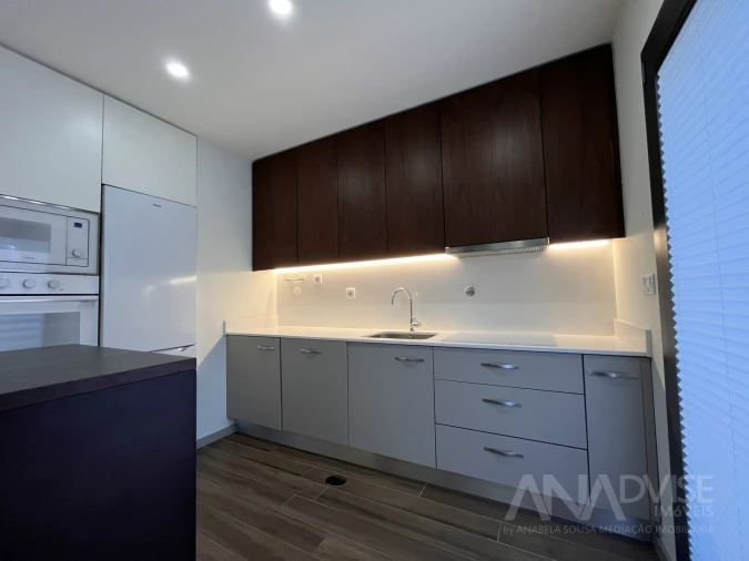 Apartamento T2 para Arrendamento em Viseu Foto 10
