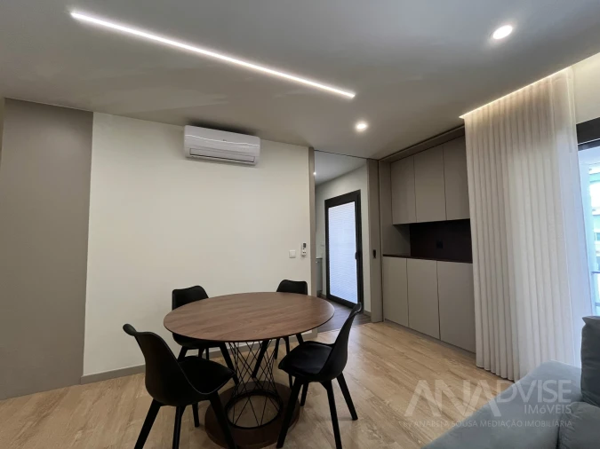 Apartamento T2 para Arrendamento em Viseu Foto 7