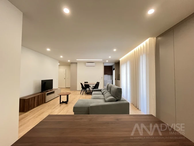 Apartamento T2 para Arrendamento em Viseu Foto 5