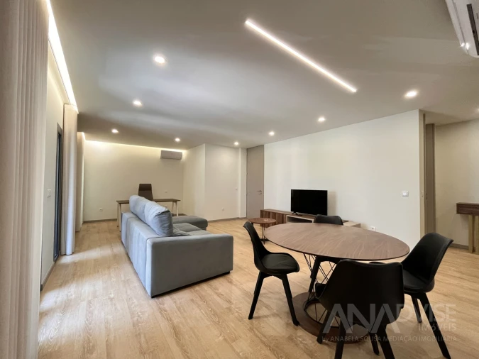Apartamento T2 para Arrendamento em Viseu Foto 2