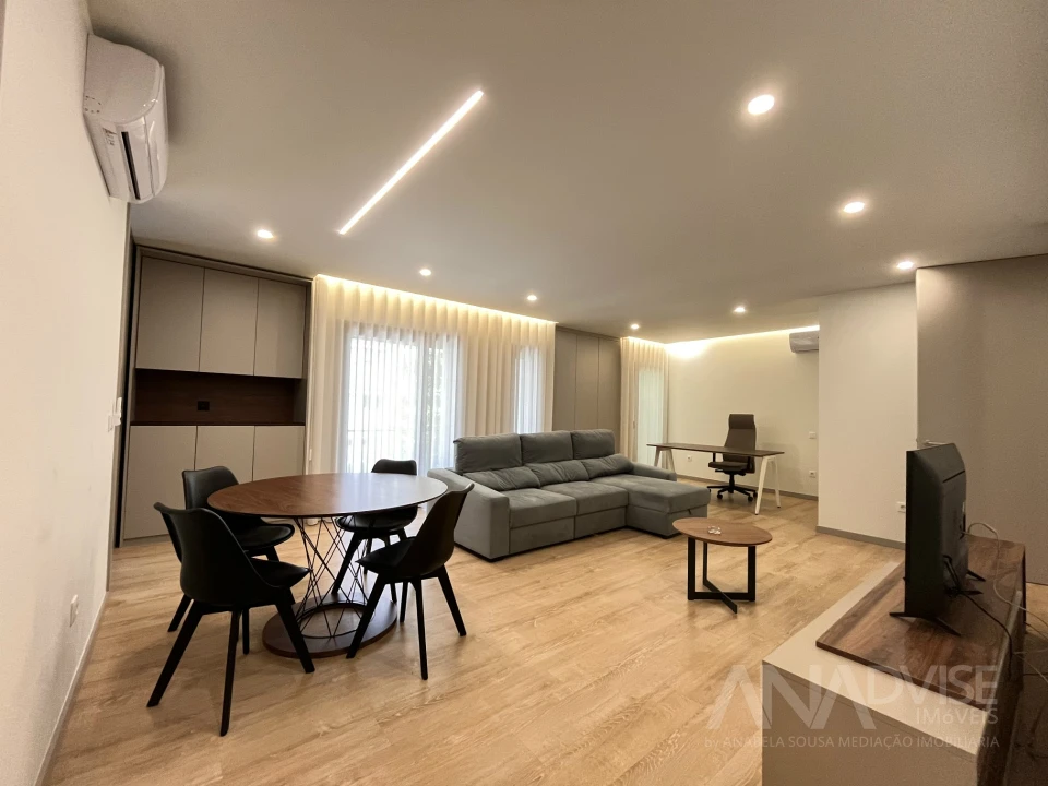 Apartamento T2 para Arrendamento em Viseu Foto 1