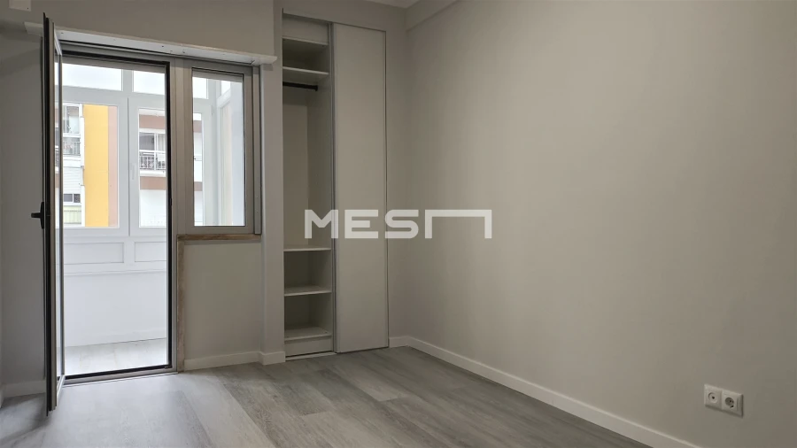 Apartamento T2 para Venda em Oeiras e São Julião da Barra, Paço de Arcos e Caxias Foto 11