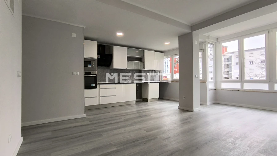 Apartamento T2 para Venda em Oeiras e São Julião da Barra, Paço de Arcos e Caxias Foto 5