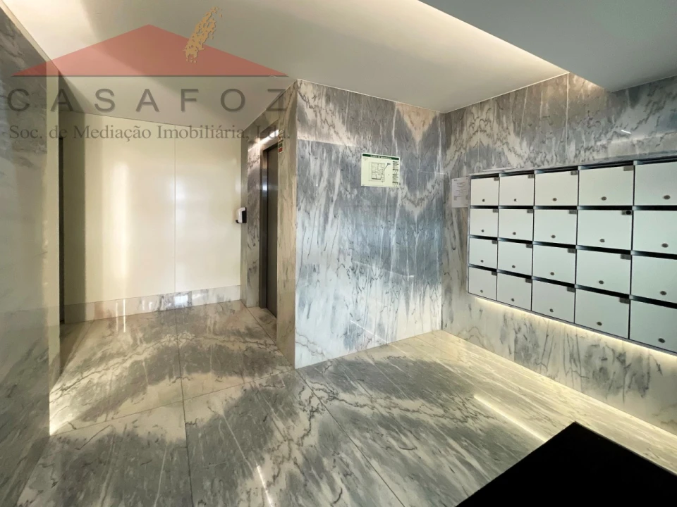 Apartamento T1 para Arrendamento em Aldoar, Foz do Douro e Nevogilde Foto 21