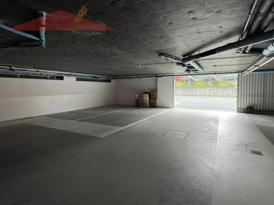 Apartamento T1 para Arrendamento em Aldoar, Foz do Douro e Nevogilde Foto 16