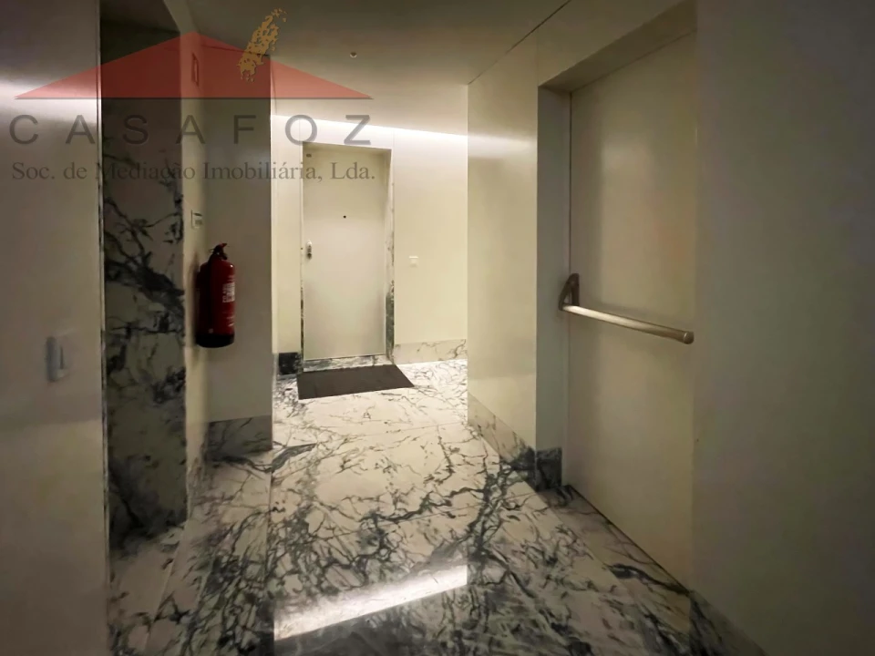 Apartamento T1 para Arrendamento em Aldoar, Foz do Douro e Nevogilde Foto 18