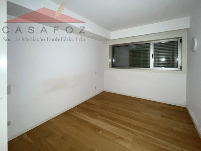 Apartamento T1 para Arrendamento em Aldoar, Foz do Douro e Nevogilde Foto 10