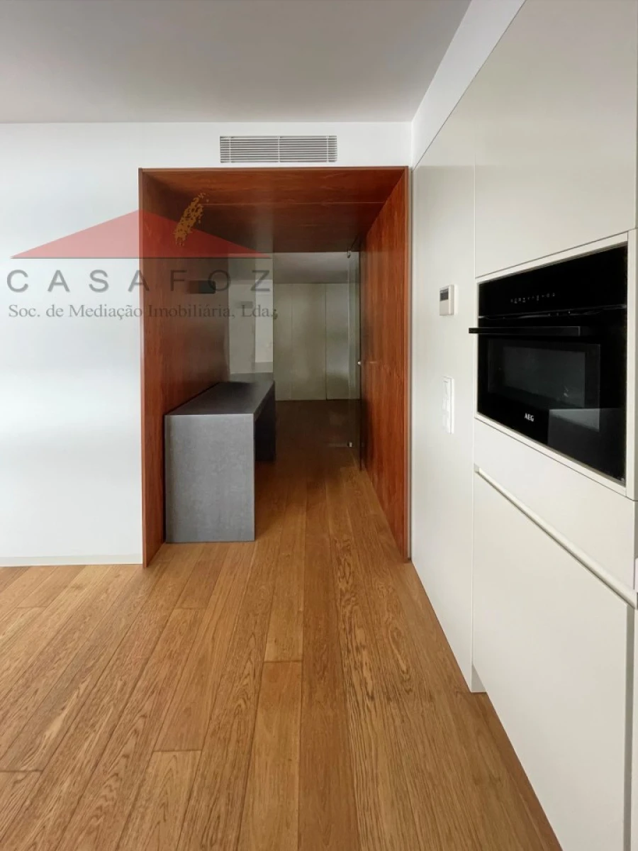Apartamento T1 para Arrendamento em Aldoar, Foz do Douro e Nevogilde Foto 5