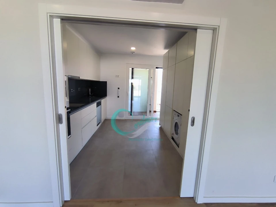 Apartamento T3 para Venda em Almada, Cova da Piedade, Pragal e Cacilhas Foto 10