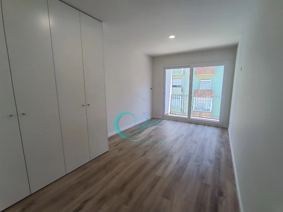 Apartamento T3 para Venda em Almada, Cova da Piedade, Pragal e Cacilhas Foto 21