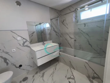 Apartamento T3 para Venda em Almada, Cova da Piedade, Pragal e Cacilhas